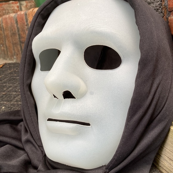 BUNDLE! Creepy Adult Halloween Mask White/Clear Face Man with Black Hood 🎭💀 - Picture 6 of 6